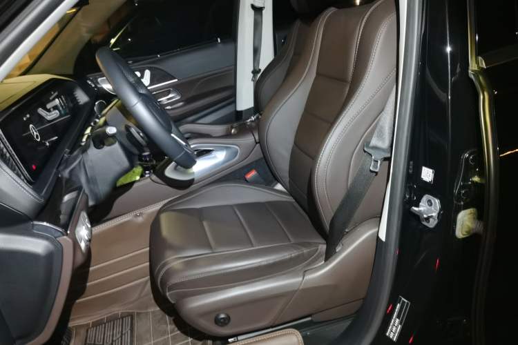 Used Mercedes-Benz GLE 2022 GLE 350 4MATIC Stylish Model Left Front Seat