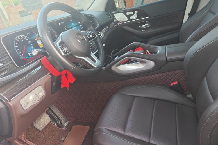Used Mercedes-Benz GLE 2022 Facelifted GLE 350 4MATIC Fashion Edition Left Front Seat
