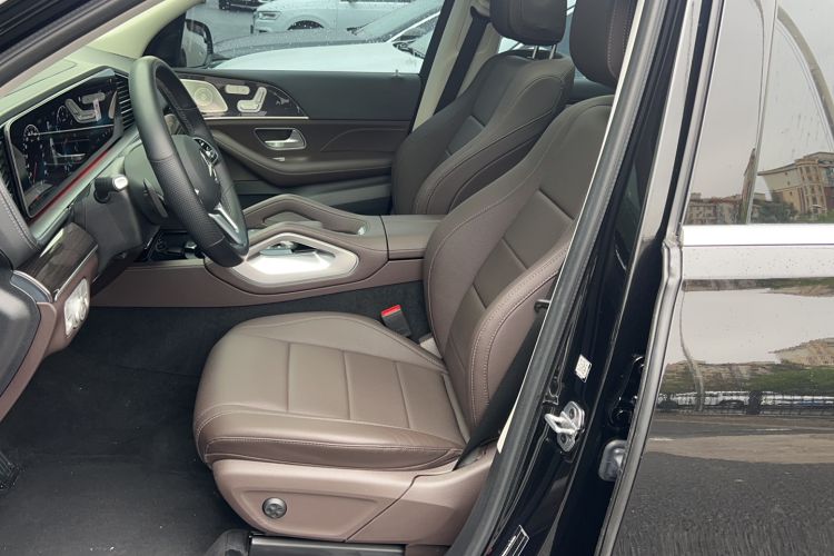 Used Mercedes-Benz GLE 2022 GLE 350 4MATIC Stylish Model Left Front Seat