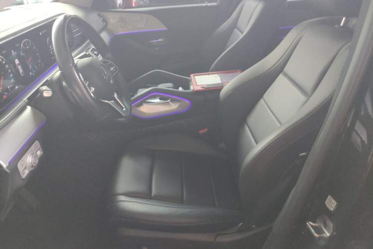 Used Mercedes-Benz GLE 2022 GLE 350 4MATIC Coupe SUV Fashion Model Left Front Seat