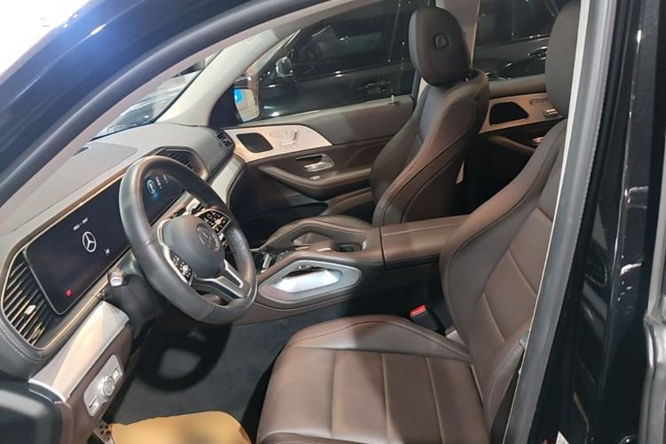 Used Mercedes-Benz GLE 2022 Refreshed GLE 350 4MATIC Dynamic Edition Left Front Seat