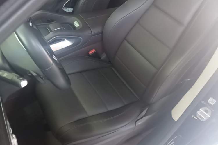 Used Mercedes-Benz GLE 2022 GLE 350 4MATIC Stylish Model Left Front Seat