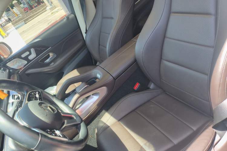 Used Mercedes-Benz GLE 2022 GLE 350 4MATIC Stylish Model Left Front Seat