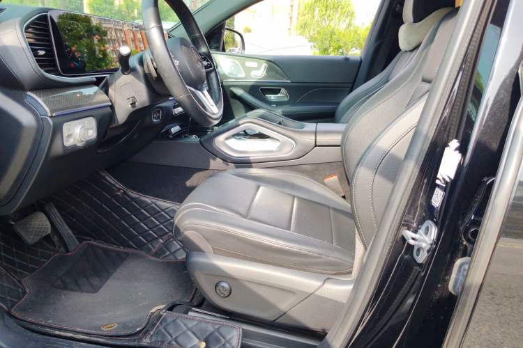 Used Mercedes-Benz GLE 2022 Refreshed GLE 450 4MATIC Coupe SUV Luxury Edition Left Front Seat