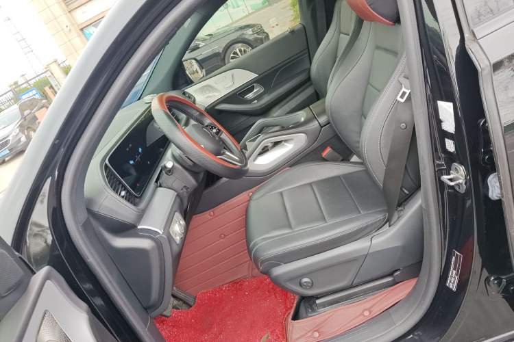 Used Mercedes-Benz GLE 2022 Refreshed GLE 450 4MATIC Coupe SUV Fashion Version Left Front Seat