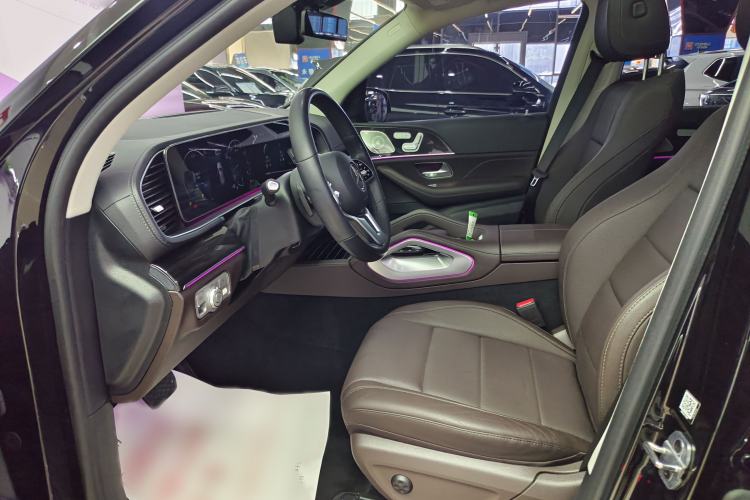 Used Mercedes-Benz GLE 2022 Facelifted GLE 350 4MATIC Fashion Edition Left Front Seat