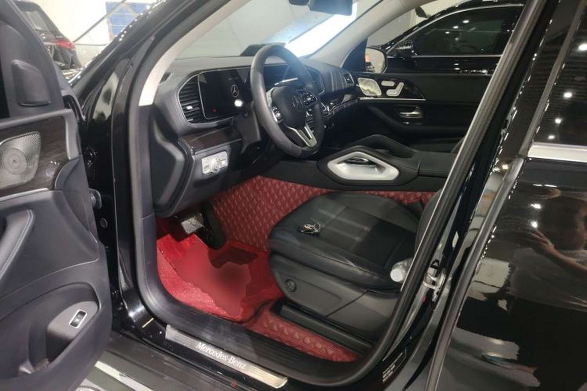 Used Mercedes-Benz GLE 2022 GLE 350 4MATIC Stylish Model Left Front Seat