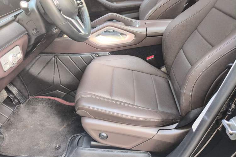 Used Mercedes-Benz GLE 2022 GLE 450 4MATIC Luxury Model Left Front Seat