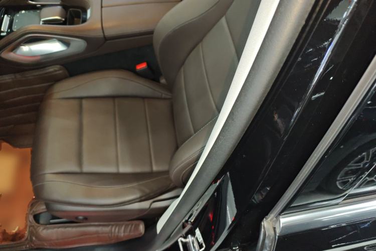 Used Mercedes-Benz GLE 2022 Facelifted GLE 350 4MATIC Fashion Edition Left Front Seat