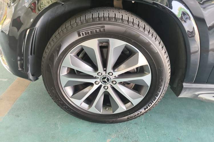 Used Mercedes-Benz GLE 2022 GLE 350 4MATIC Stylish Model Left Front Wheel Hub