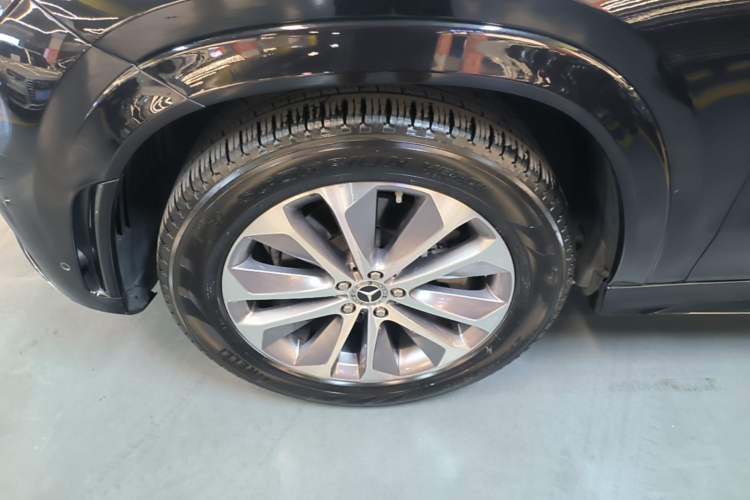 Used Mercedes-Benz GLE 2022 GLE 350 4MATIC Stylish Model Left Front Wheel Hub