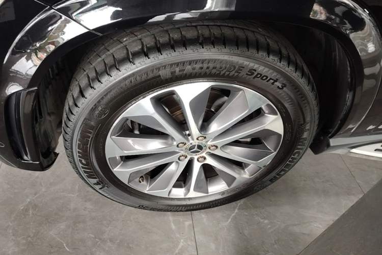 Used Mercedes-Benz GLE 2022 GLE 350 4MATIC Stylish Model Left Front Wheel Hub