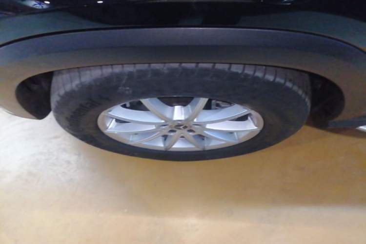 Used Mercedes-Benz GLE 2022 GLE 350 4MATIC Dynamic Edition Left Front Wheel Hub