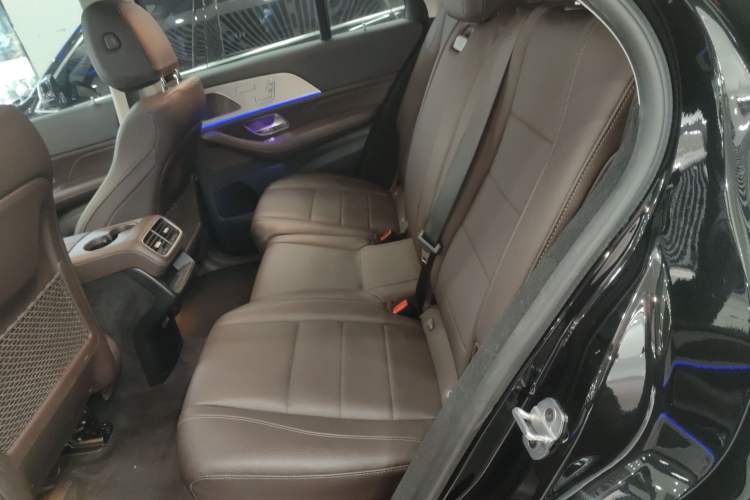 Used Mercedes-Benz GLE 2022 Refreshed GLE 350 4MATIC Dynamic Edition Left Rear Seat