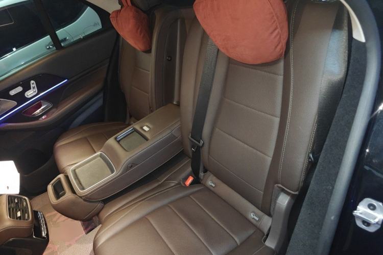 Used Mercedes-Benz GLE 2022 Facelifted GLE 350 4MATIC Fashion Edition Left Rear Seat
