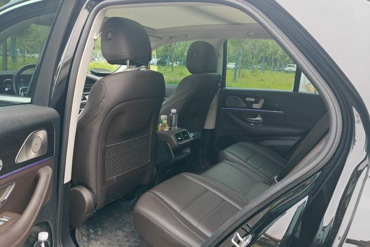 Used Mercedes-Benz GLE 2022 GLE 350 4MATIC Stylish Model Left Rear Seat