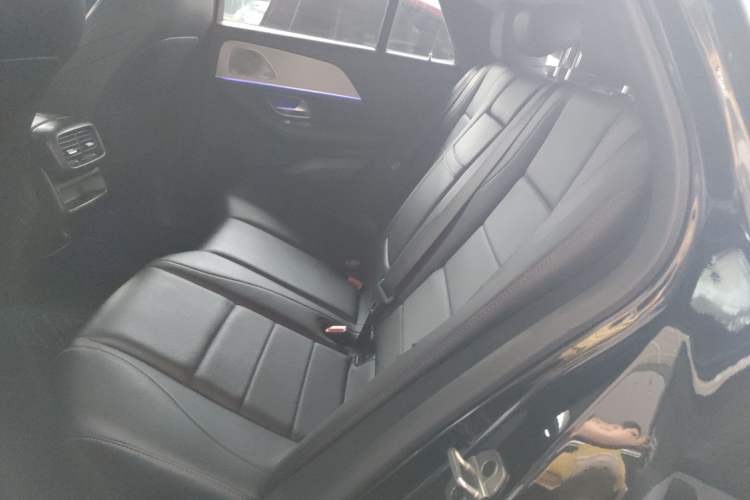 Used Mercedes-Benz GLE 2022 GLE 350 4MATIC Coupe SUV Fashion Model Left Rear Seat