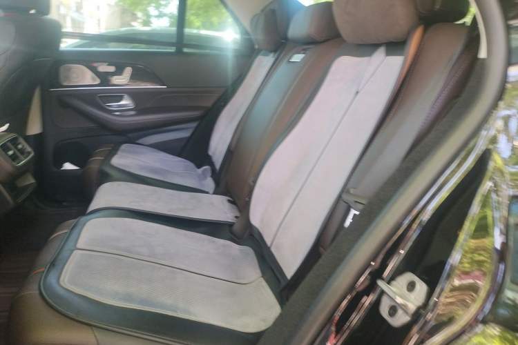 Used Mercedes-Benz GLE 2022 Facelifted GLE 350 4MATIC Fashion Edition Left Rear Seat