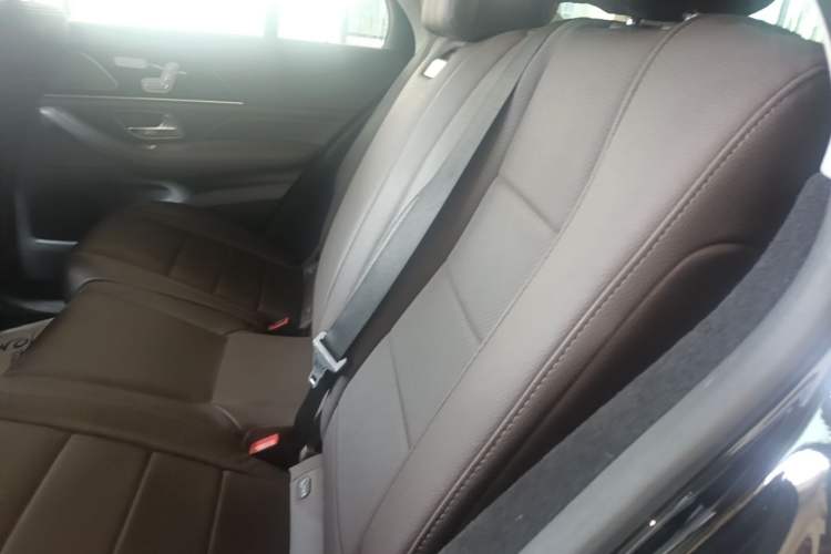 Used Mercedes-Benz GLE 2022 GLE 350 4MATIC Dynamic Edition Left Rear Seat
