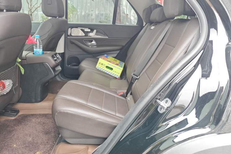 Used Mercedes-Benz GLE 2022 GLE 350 4MATIC Dynamic Edition Left Rear Seat