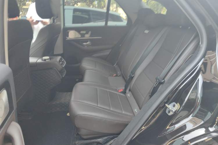 Used Mercedes-Benz GLE 2022 GLE 350 4MATIC Stylish Model Left Rear Seat