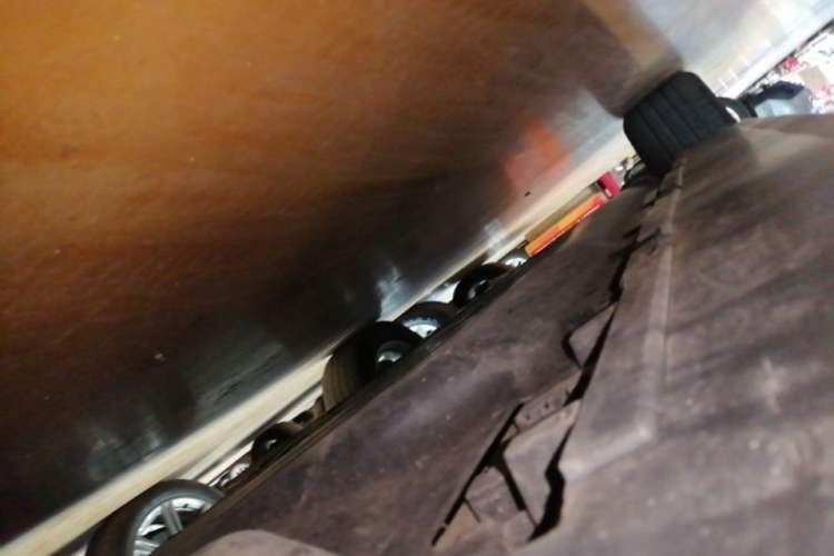 Used Mercedes-Benz GLE 2022 GLE 350 4MATIC Dynamic Edition Left Side Sill