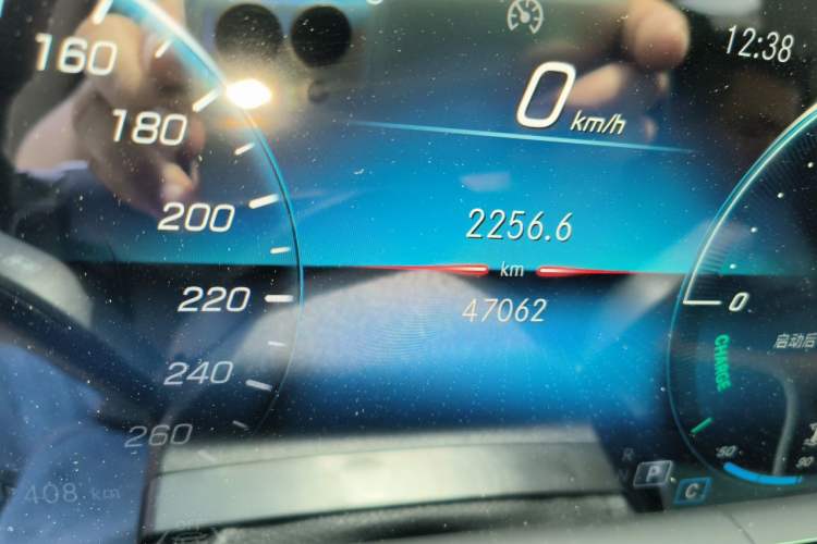 Used Mercedes-Benz GLE 2022 Facelifted GLE 350 4MATIC Fashion Edition Odometer Close Up