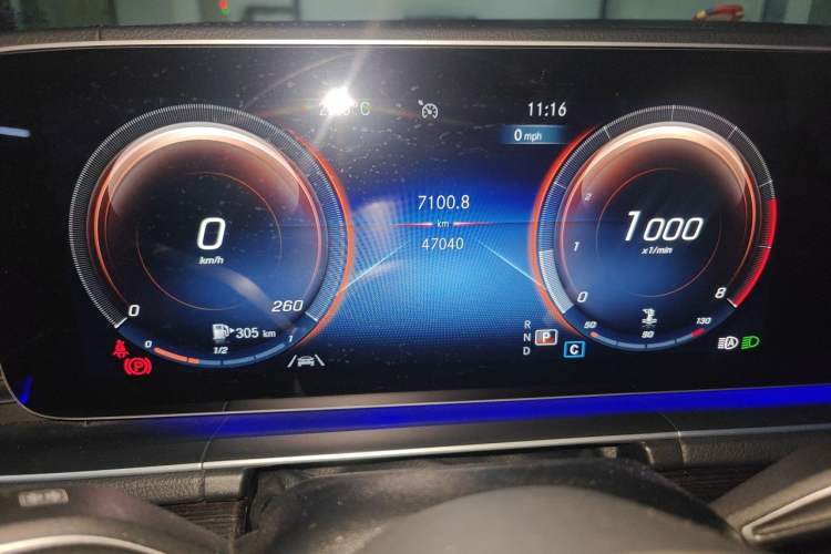 Used Mercedes-Benz GLE 2022 Facelifted GLE 350 4MATIC Fashion Edition Odometer Close Up