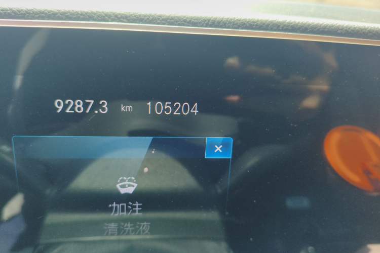 Used Mercedes-Benz GLE 2022 GLE 350 4MATIC Stylish Model Odometer Close Up