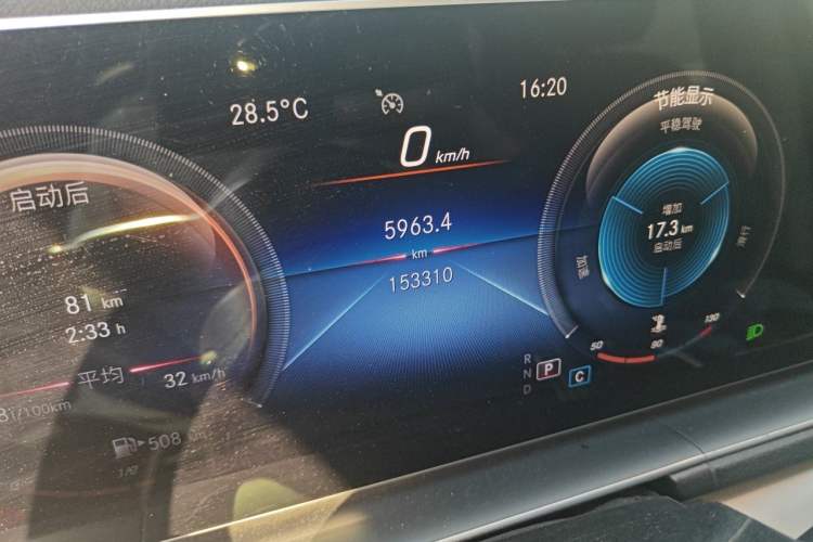 Used Mercedes-Benz GLE 2022 Refreshed GLE 350 4MATIC Dynamic Edition Odometer Close Up