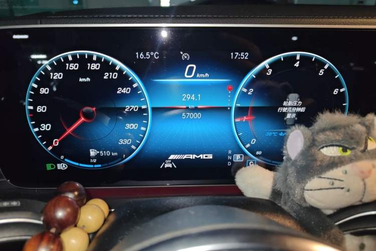 Used Mercedes-Benz GLE 2022 Facelifted GLE 350 4MATIC Fashion Edition Odometer Close Up