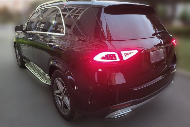 Used Mercedes-Benz GLE 2022 Refreshed GLE 450 4MATIC Luxury Edition Rear Left 45 Deg
