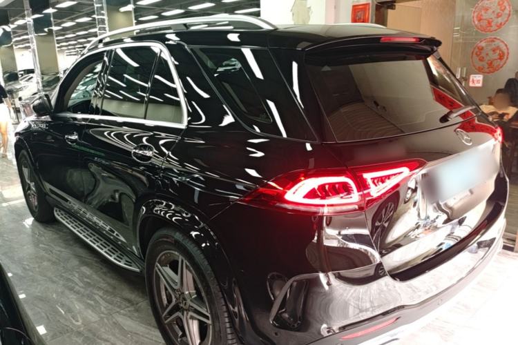 Used Mercedes-Benz GLE 2022 Refreshed GLE 450 4MATIC Luxury Edition Rear Left 45 Deg