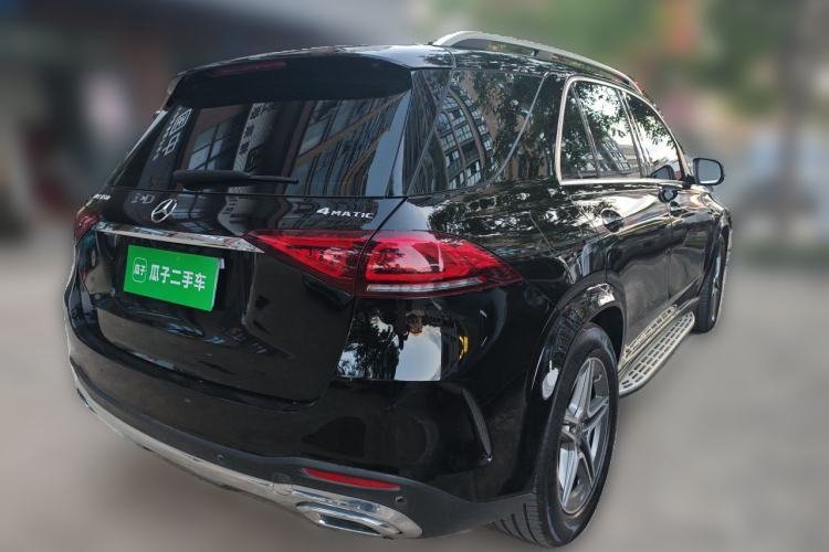 Used Mercedes-Benz GLE 2022 Refreshed GLE 450 4MATIC Luxury Edition Rear Right 45 Deg