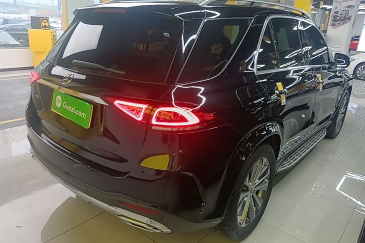 Used Mercedes-Benz GLE 2022 Facelifted GLE 350 4MATIC Fashion Edition Rear Right 45 Deg