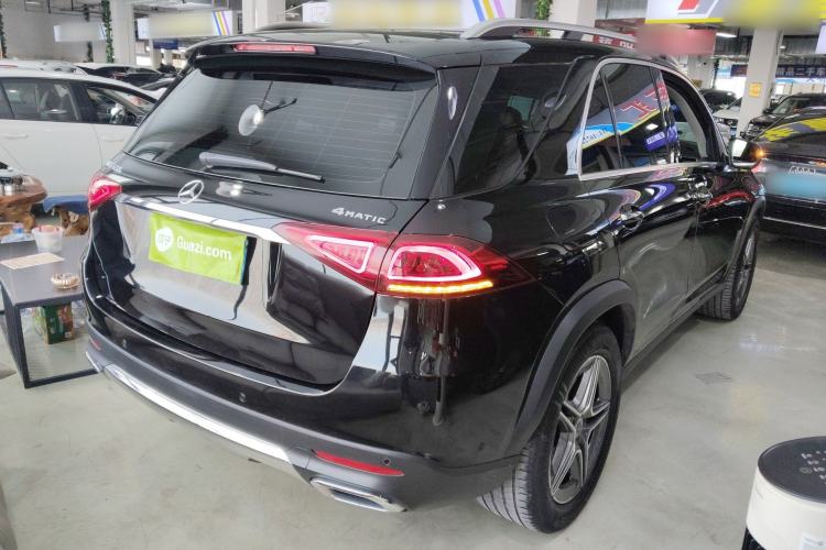 Used Mercedes-Benz GLE 2022 Refreshed GLE 350 4MATIC Dynamic Edition Rear Right 45 Deg