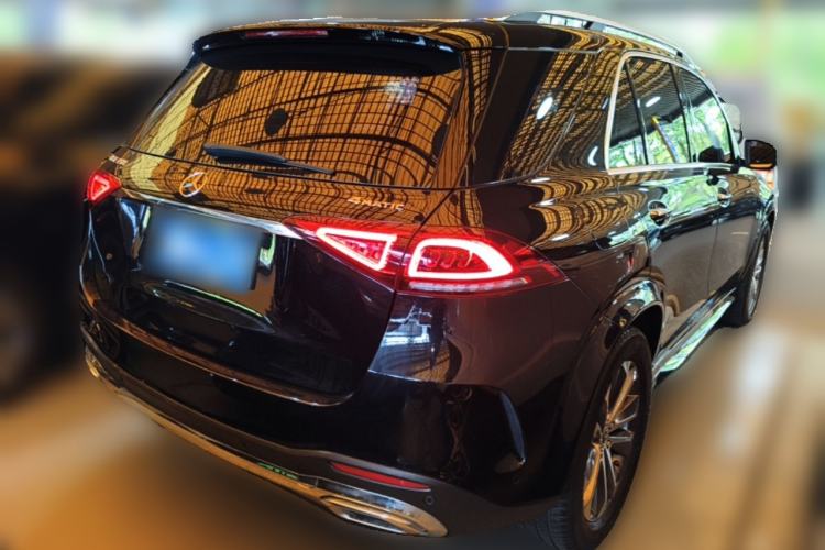 Used Mercedes-Benz GLE 2022 Facelifted GLE 350 4MATIC Fashion Edition Rear Right 45 Deg