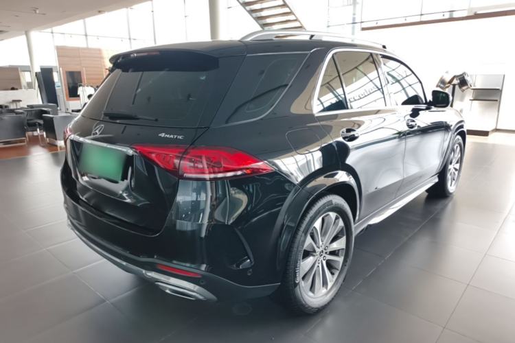 Used Mercedes-Benz GLE 2022 Facelifted GLE 350 4MATIC Fashion Edition Rear Right 45 Deg
