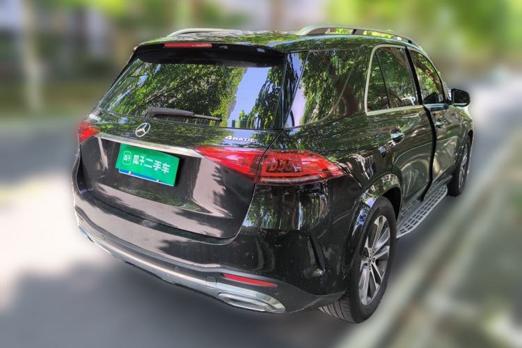 Used Mercedes-Benz GLE 2022 Facelifted GLE 350 4MATIC Fashion Edition Rear Right 45 Deg