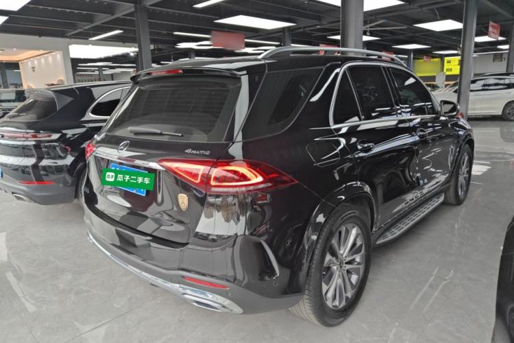 Used Mercedes-Benz GLE 2022 Facelifted GLE 350 4MATIC Fashion Edition Rear Right 45 Deg