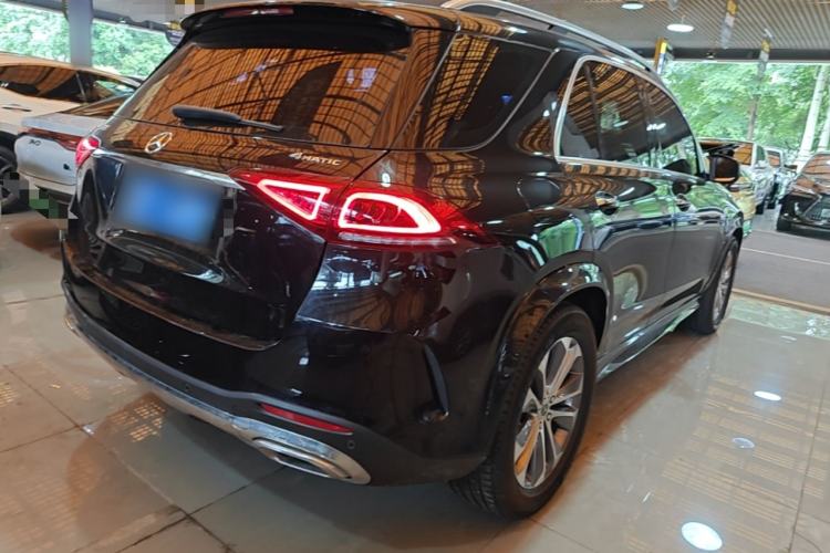 Used Mercedes-Benz GLE 2022 Facelifted GLE 350 4MATIC Fashion Edition Rear Right 45 Deg
