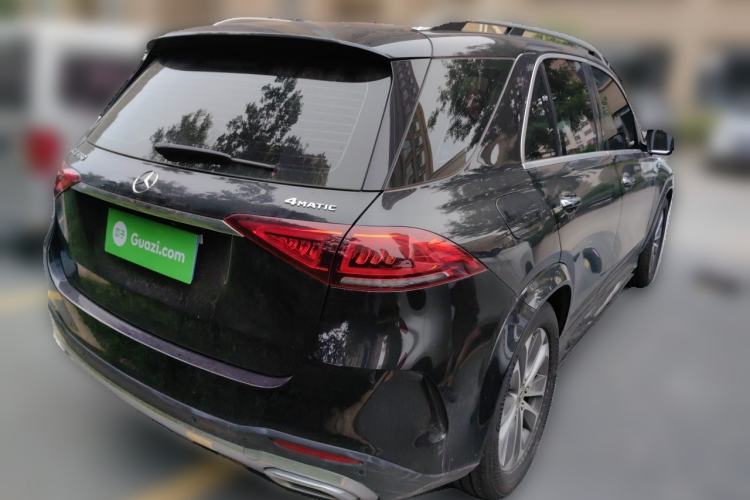 Used Mercedes-Benz GLE 2022 Facelifted GLE 350 4MATIC Fashion Edition Rear Right 45 Deg