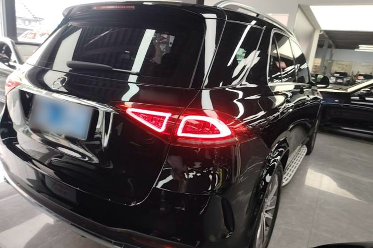 Used Mercedes-Benz GLE 2022 GLE 350 4MATIC Stylish Model Rear Right 45 Deg