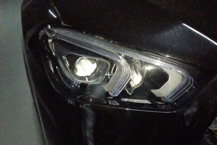 Used Mercedes-Benz GLE 2022 GLE 350 4MATIC Stylish Model Right Front Headlight