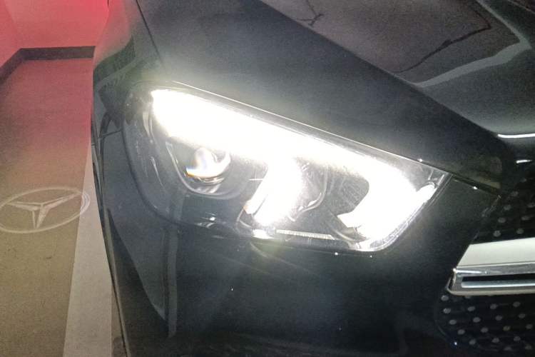 Used Mercedes-Benz GLE 2022 Facelifted GLE 350 4MATIC Fashion Edition Right Front Headlight
