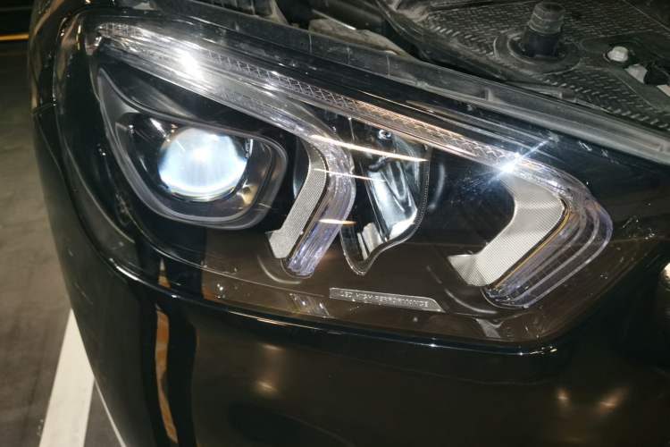 Used Mercedes-Benz GLE 2022 GLE 350 4MATIC Stylish Model Right Front Headlight