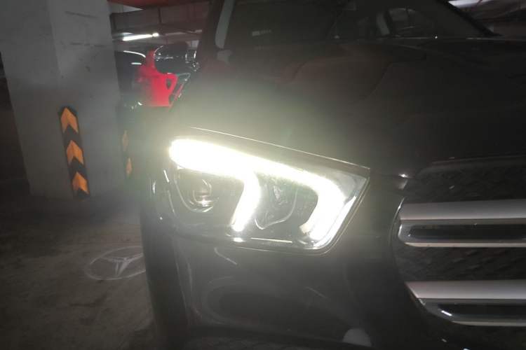 Used Mercedes-Benz GLE 2022 GLE 350 4MATIC Dynamic Edition Right Front Headlight