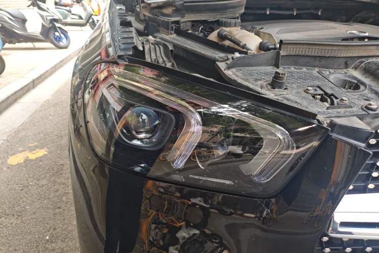 Used Mercedes-Benz GLE  Right Front Headlight