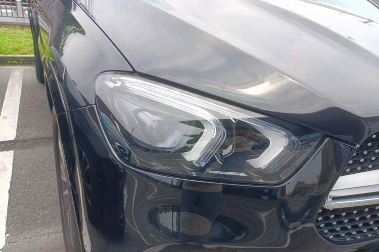 Used Mercedes-Benz GLE  Right Front Headlight