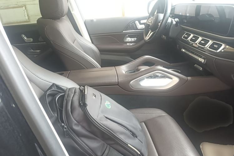 Used Mercedes-Benz GLE 2022 GLE 350 4MATIC Dynamic Edition Right Front Seat